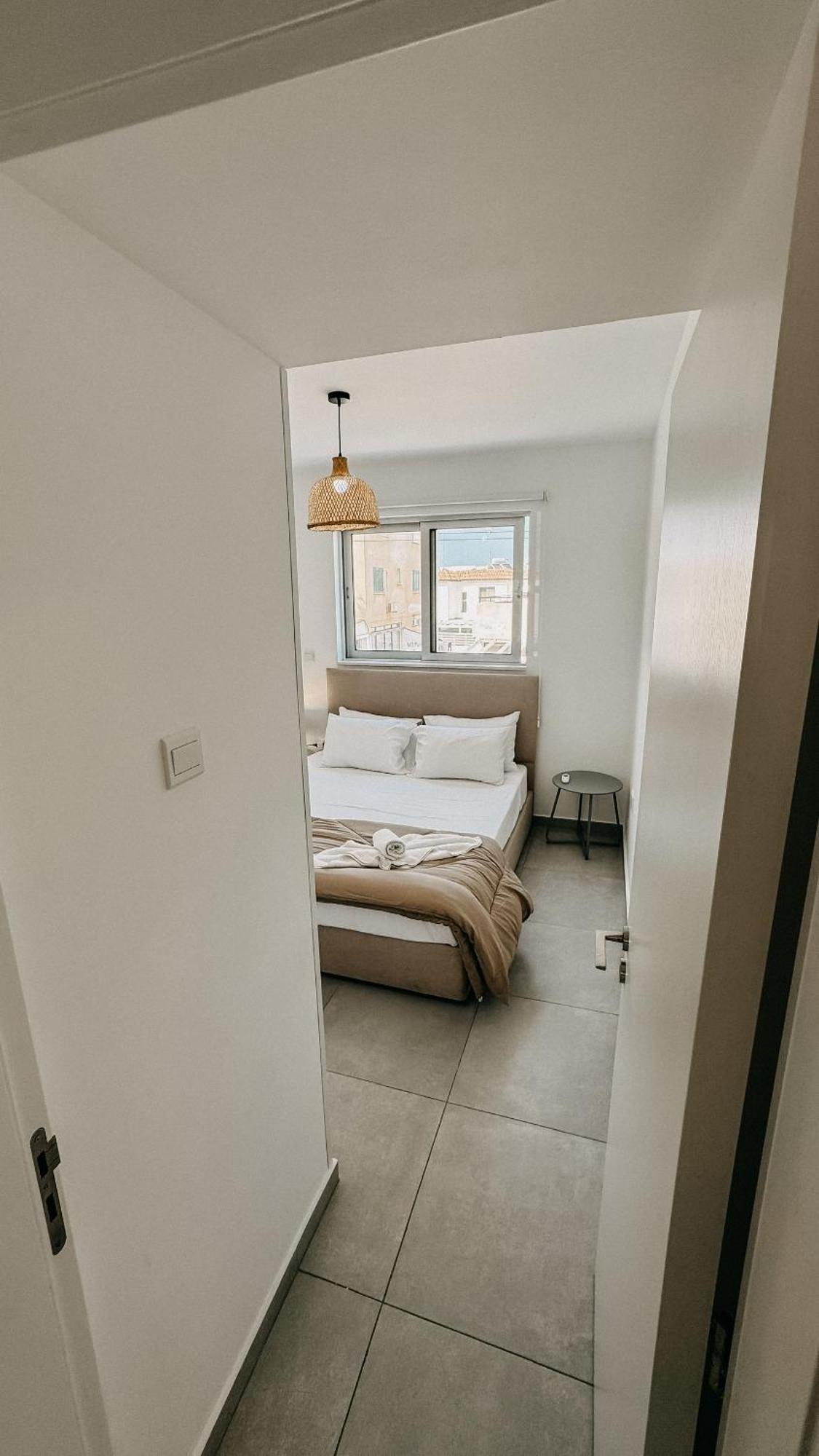 Wake Up By The Sea Flats Apartment