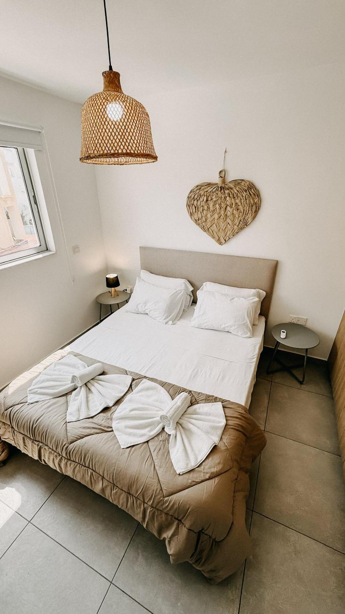 Wake Up By The Sea Flats