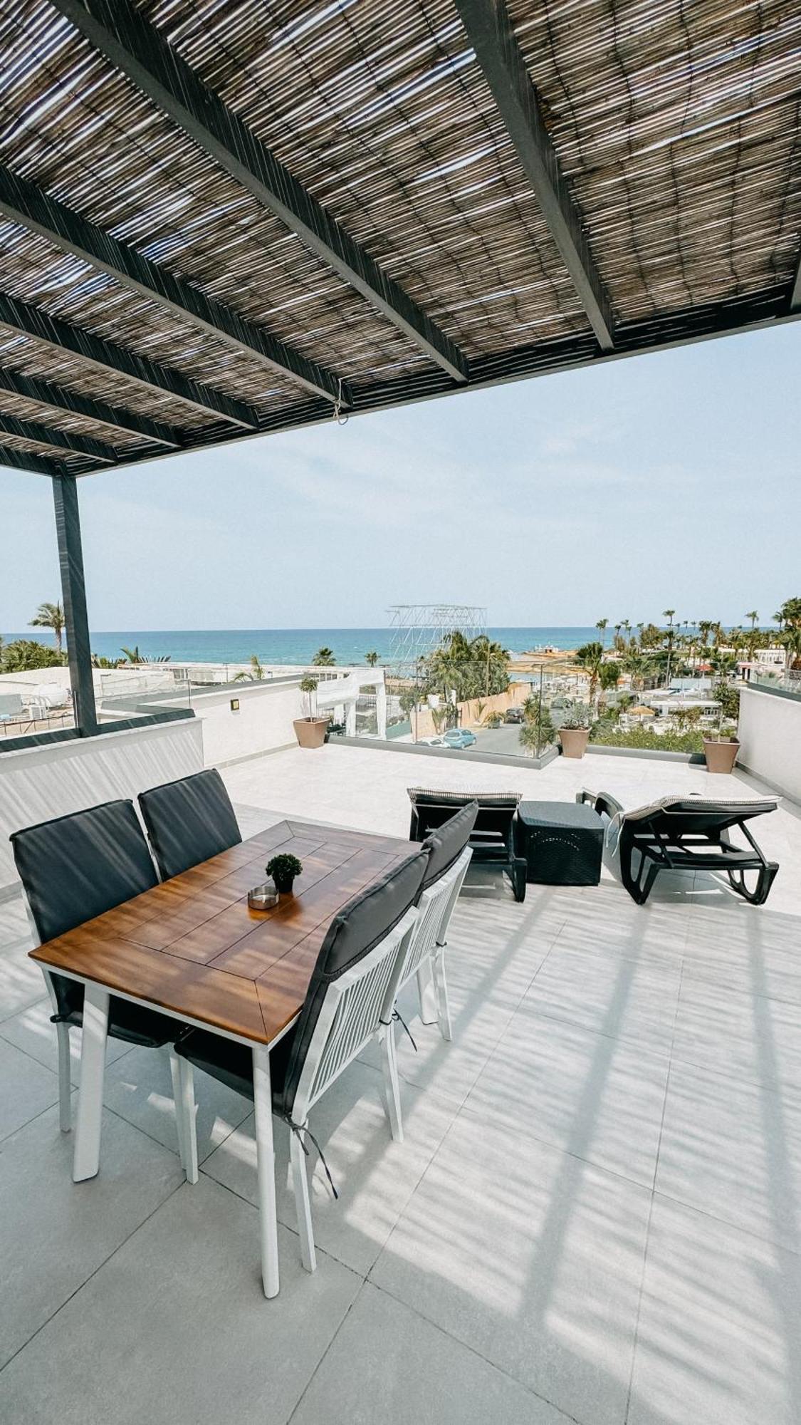 Wake Up By The Sea Flats * Protaras