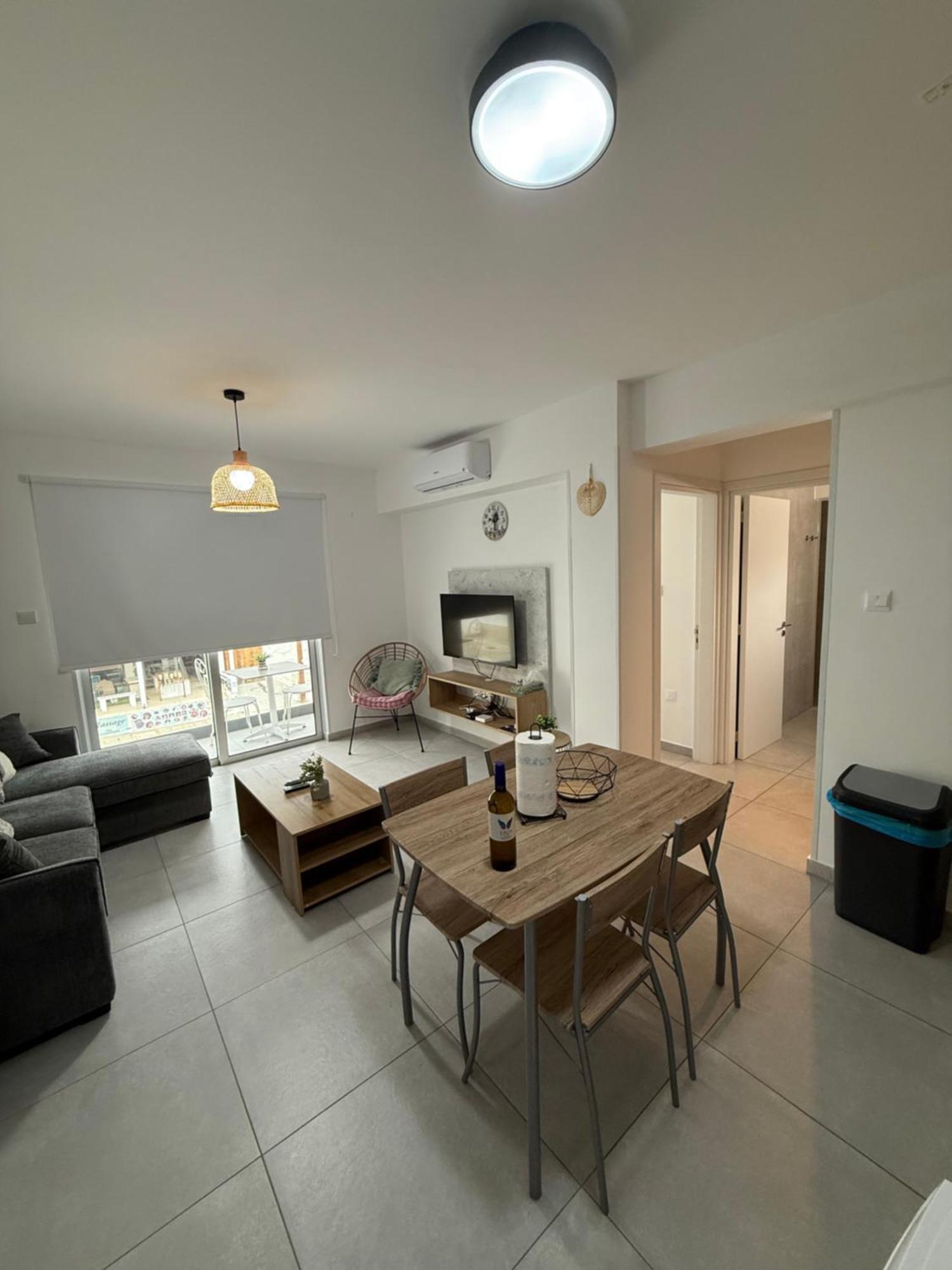 Wake Up By The Sea Flats Apartment *